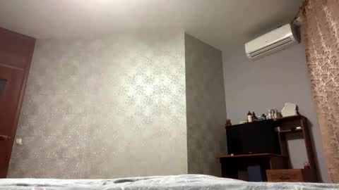 Lisa online show from February 8, 5:19 pm