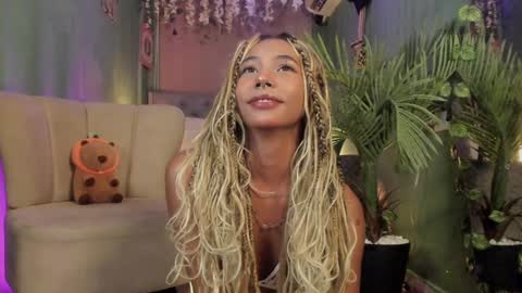 Wayuu Goddess  3 online show from January 8, 3:39 pm