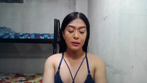 Snapshot of xasianbigcumx chatting on December 10, 3:36 am xasianbigcumx online show from December 10, 3:36 am