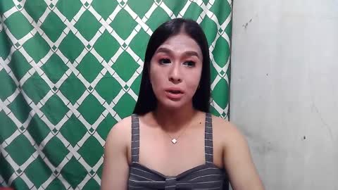 Snapshot of xasianbigcumx chatting on February 7, 5:52 am xasianbigcumx online show from February 7, 5:52 am