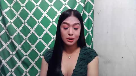 Snapshot of xasianbigcumx chatting on February 15, 2:58 am xasianbigcumx online show from February 15, 2:58 am