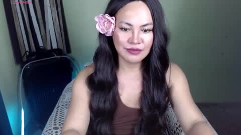 Godess  Lucy online show from December 1, 9:50 pm