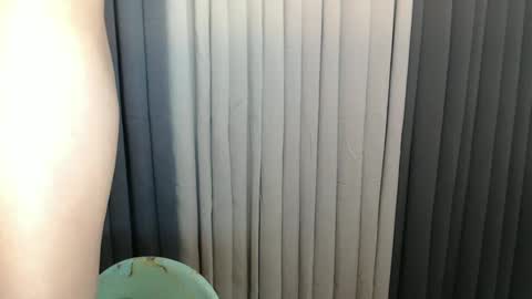 GWEN THOMPSON .......   online show from January 3, 1:16 am