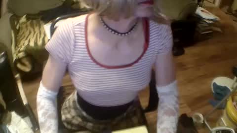 Taylor Tash online show from December 11, 1:28 am