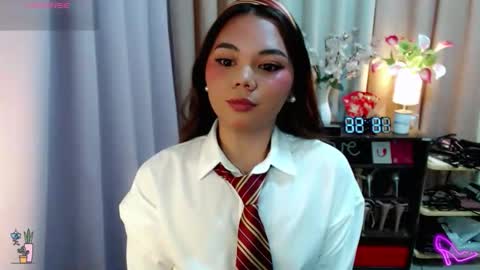 Hi its me Yna online show from February 18, 12:57 pm