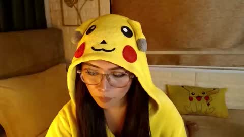 JEN  online show from February 13, 3:41 pm