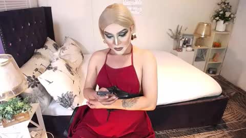 --               online show from October 29, 7:23 pm