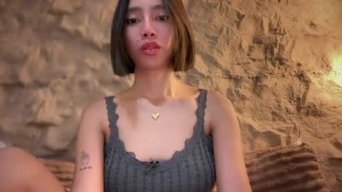 YowgineTheGreat online show from May 13, 10:13 am