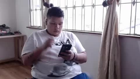 yul and val couple online show from November 9, 10:21 pm