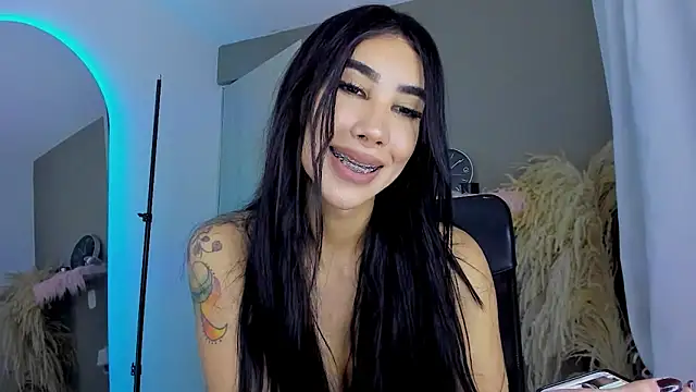 GarciaMilu online show from November 28, 2:24 am