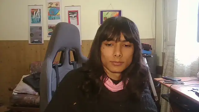 calliemaggotbone online show from November 22, 1:24 pm