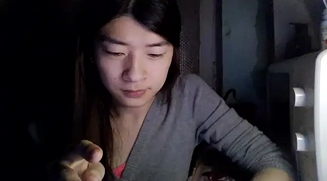 CarlyJoy online show from March 9, 7:26 pm