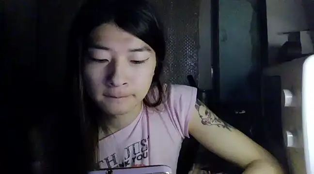 CarlyJoy online show from March 19, 4:45 pm