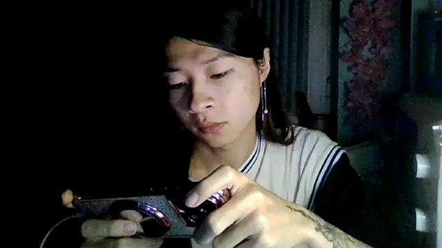 CarlyJoy online show from October 7, 2:40 pm