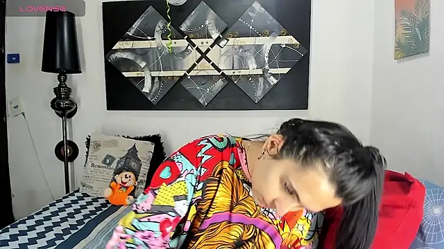 SARAMISHA online show from February 3, 4:12 pm