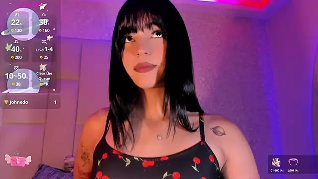 Summer walkerr online show from January 30, 12:37 pm