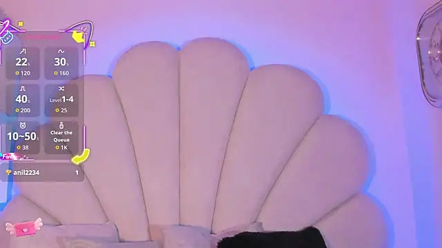 Summer walkerr online show from November 15, 1:09 pm