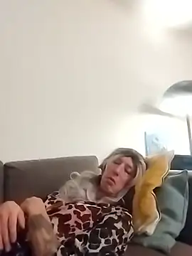 AlexiaXXL online show from December 21, 7:14 am