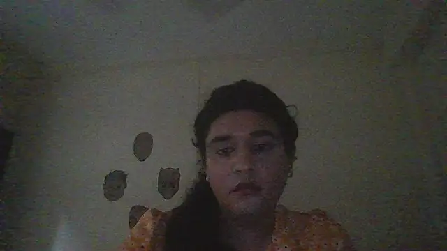 sexyindianbitchlilly online show from April 2, 8:18 pm