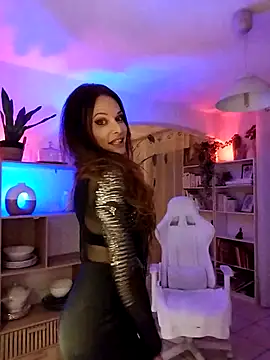 Luna Kitanna online show from February 16, 7:27 pm