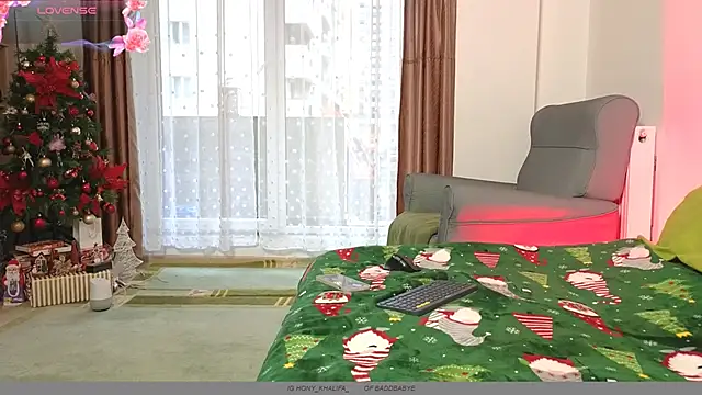 BrunetteBarbie777 online show from December 21, 12:49 pm