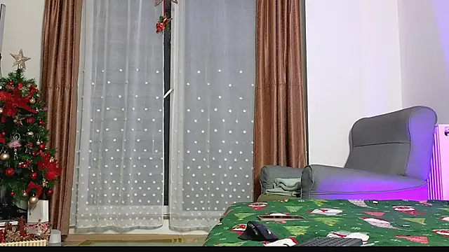 BrunetteBarbie777 online show from January 17, 6:57 am