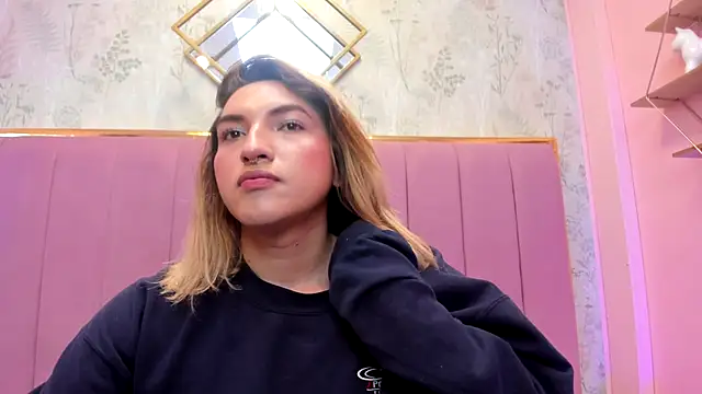 TomLondon  online show from November 30, 5:37 pm