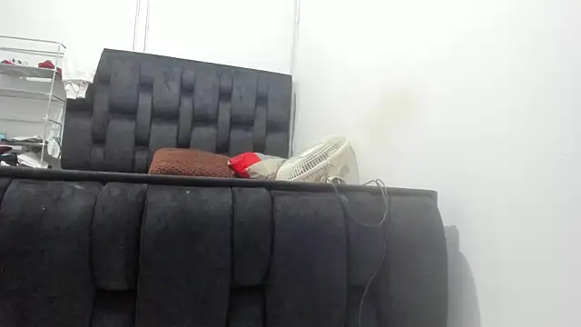 Brenda Smith69 online show from June 19, 11:52 pm