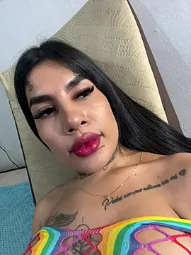 Snapshot of saragill323 chatting on March 21, 7:35 pm saragill323 online show from March 21, 7:35 pm