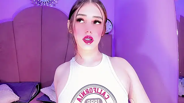 ValeriaAguilar online show from December 4, 10:36 pm