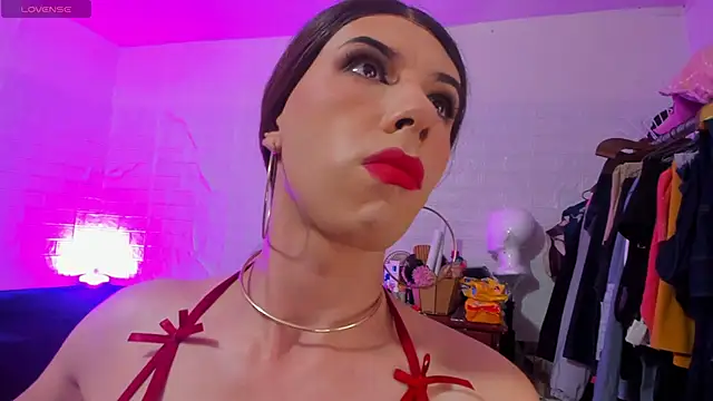 salomequeen95 online show from June 4, 6:44 pm