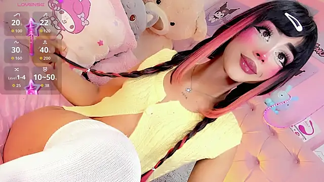 Cute Roxxy online show from February 11, 11:51 am
