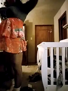 Snapshot of StaciGoodman chatting on December 5, 1:31 am StaciGoodman online show from December 5, 1:31 am