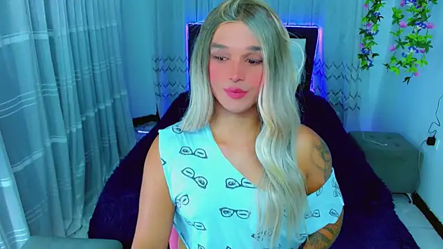 TaylorMon online show from February 24, 2:48 am