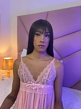 Snapshot of VictoriaRoss1 chatting on February 16, 8:11 pm VictoriaRoss1 online show from February 16, 8:11 pm