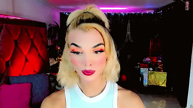 the-horus-girl online show from December 15, 12:17 am