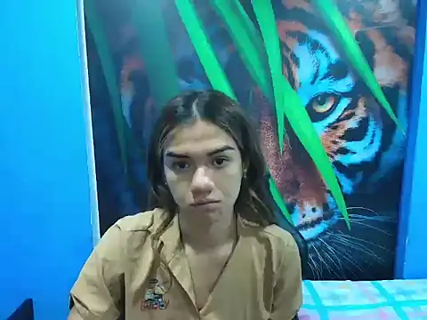 DEMI LEED online show from February 25, 11:48 am