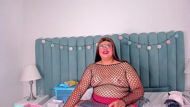 Tom Silver   online show from January 28, 6:49 pm