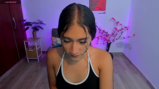 CamilaHarperr  online show from May 30, 8:29 pm