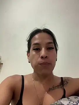 Emiily Miller online show from December 15, 9:42 pm