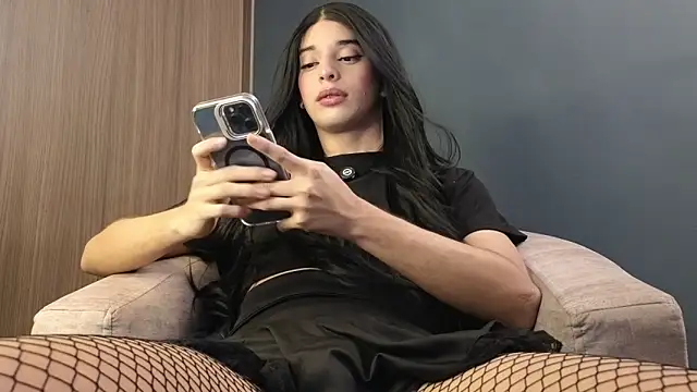 Scarlett is here online show from February 27, 1:44 am