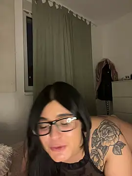 alexaandreea99 online show from December 14, 9:56 pm