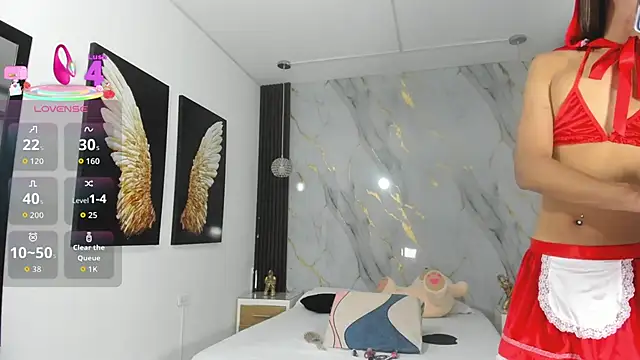 estephany doll online show from October 30, 9:58 pm