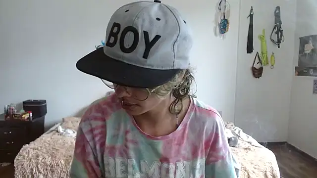 fenixmfx19 online show from February 21, 6:04 pm