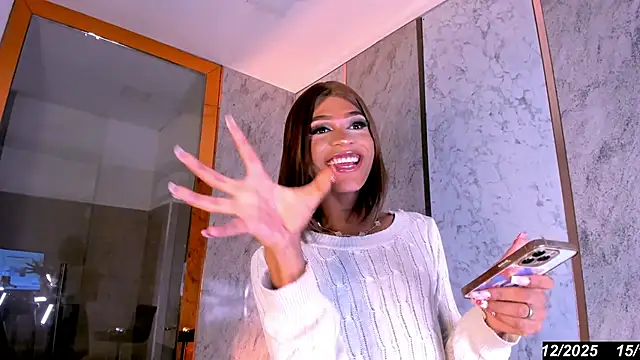 Keila Mendoza online show from December 15, 8:25 pm