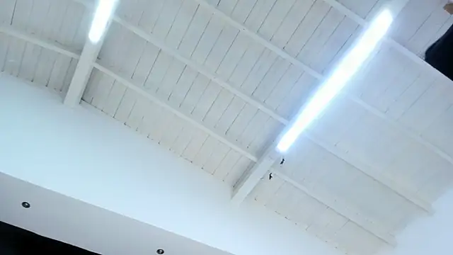 AbigailWilliams  online show from October 6, 11:10 am