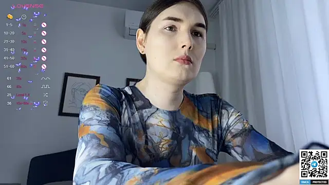 Maria Bowie online show from February 28, 8:31 am