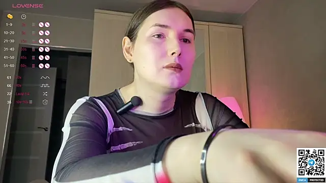 Maria Bowie online show from October 7, 7:31 am