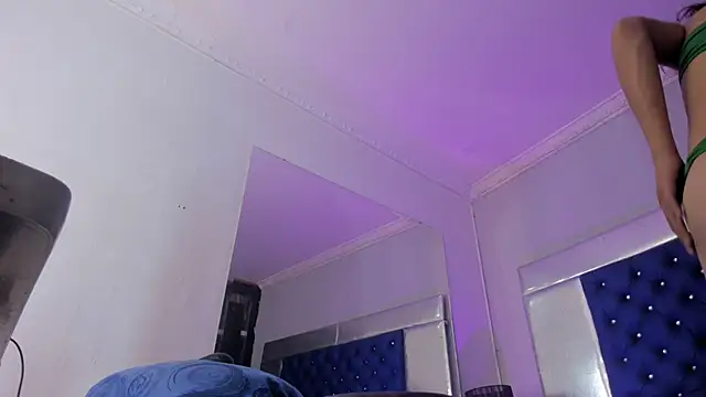 Eyleen Santos online show from January 8, 8:13 pm