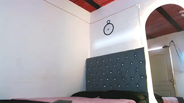  JaaconLeon  online show from November 11, 2:41 pm